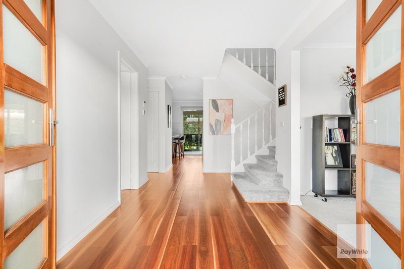 Photo - 14 Piccadilly Court, Greenvale VIC 3059 - Image 5
