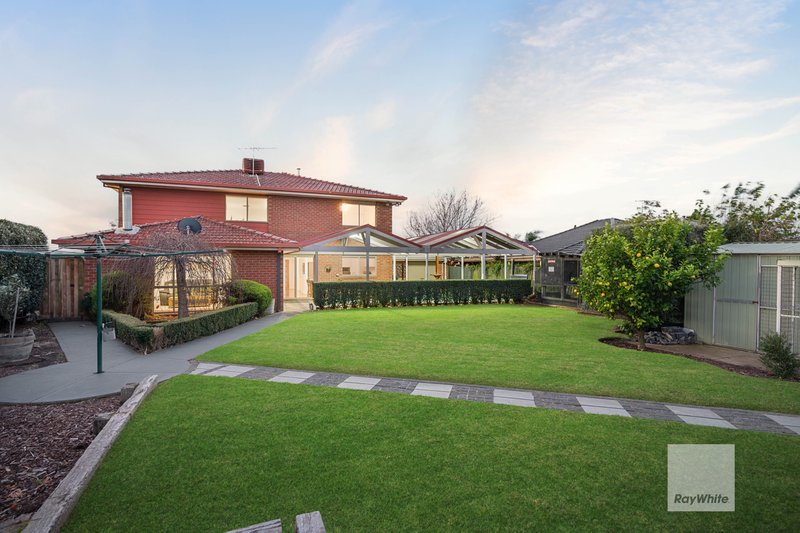 Photo - 14 Piccadilly Court, Greenvale VIC 3059 - Image 25