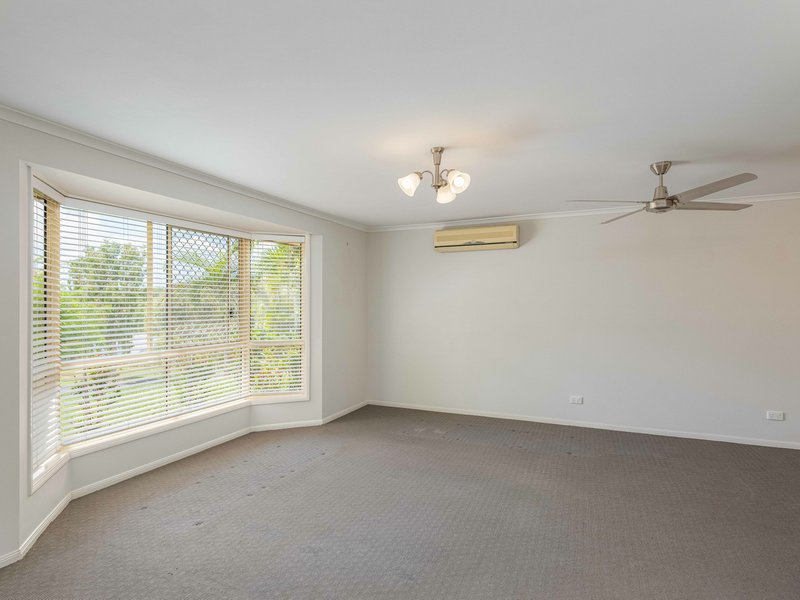 Photo - 14 Piccadilly Dr , Southside QLD 4570 - Image 7