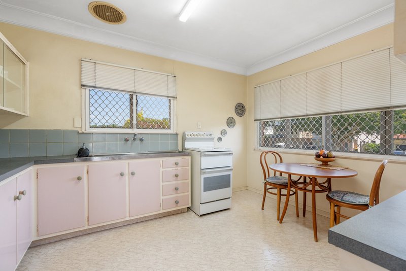 Photo - 14 Pie Street, Aspley QLD 4034 - Image 10