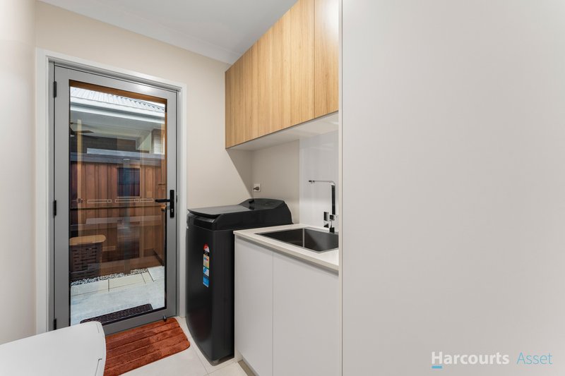 Photo - 14 Pike Road, South Maclean QLD 4280 - Image 11