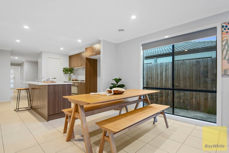 Photo - 14 Pillar Road, Wyndham Vale VIC 3024 - Image 10