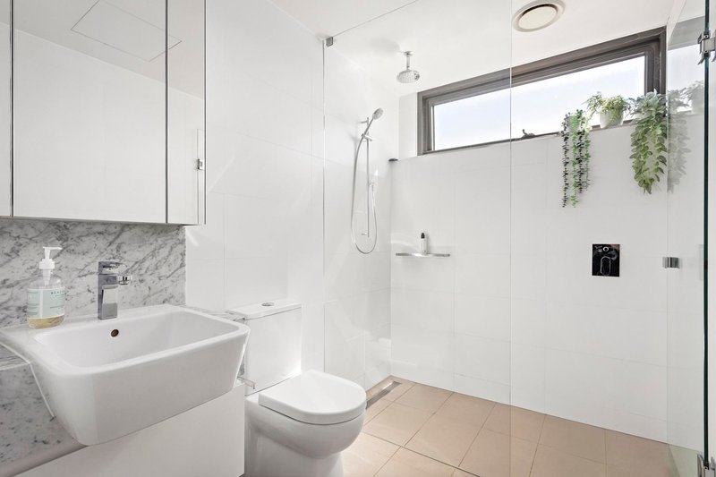 Photo - 14 Pin Oak Court, Canterbury VIC 3126 - Image 10