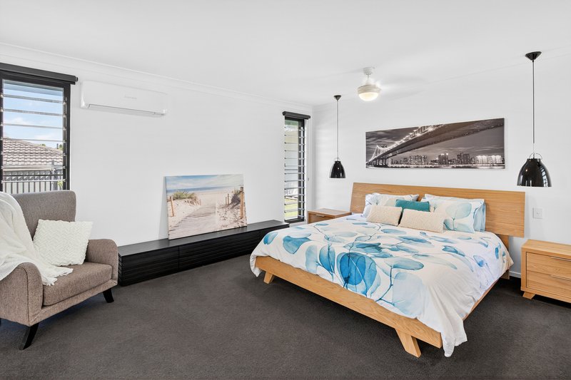 Photo - 14 Pinaroo Crescent, Ashmore QLD 4214 - Image 18