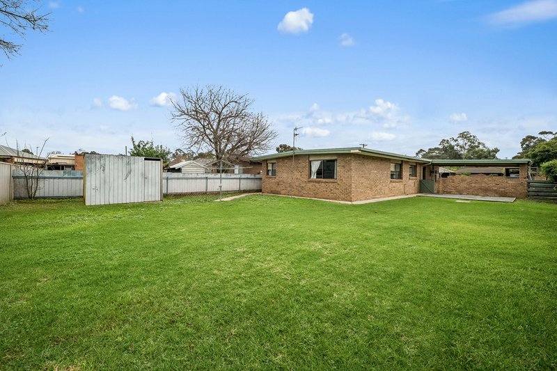 Photo - 14 Ponting Street, Tatura VIC 3616 - Image 12