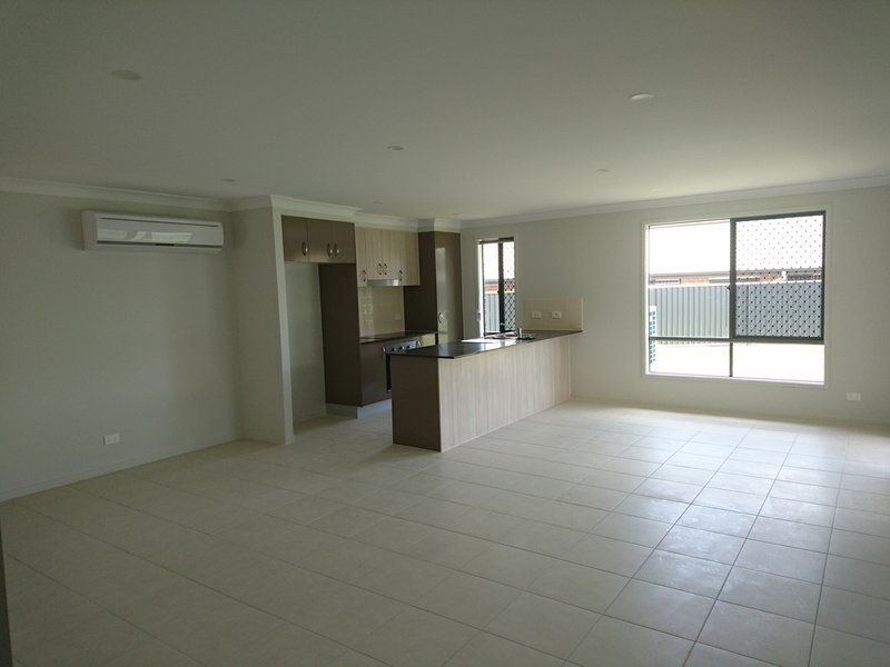 Photo - 14 Porter Street, Tamworth NSW 2340 - Image 3