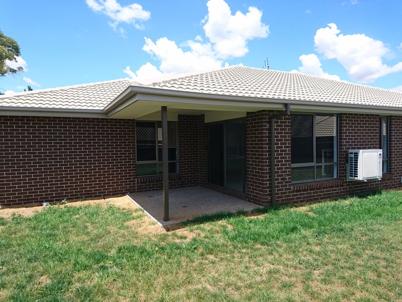 Photo - 14 Porter Street, Tamworth NSW 2340 - Image 12