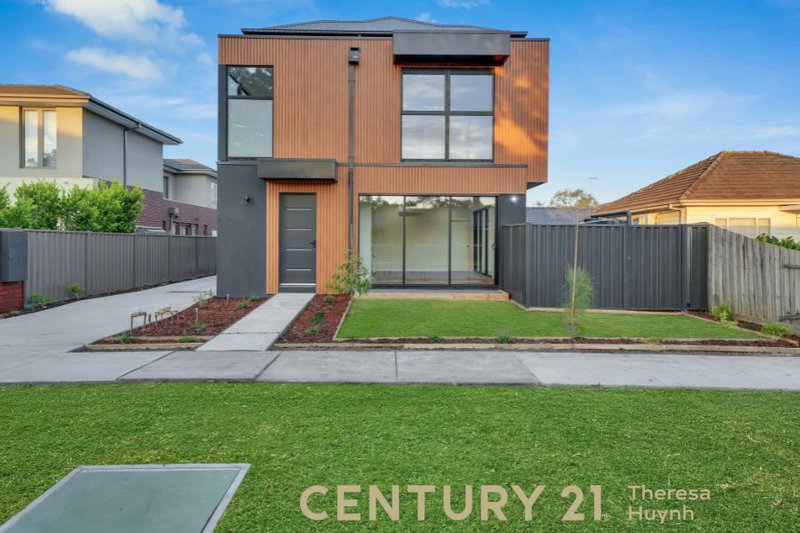Photo - 1/4 Princess Avenue, Springvale VIC 3171 - Image 1