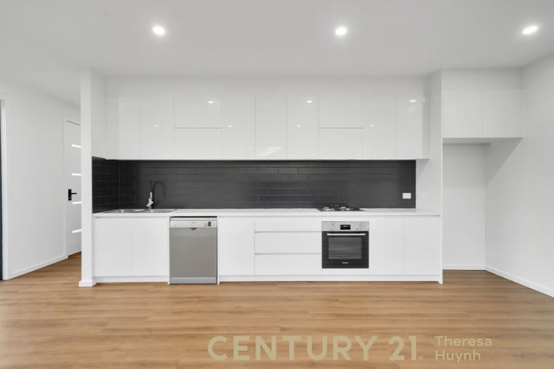 Photo - 1/4 Princess Avenue, Springvale VIC 3171 - Image 2