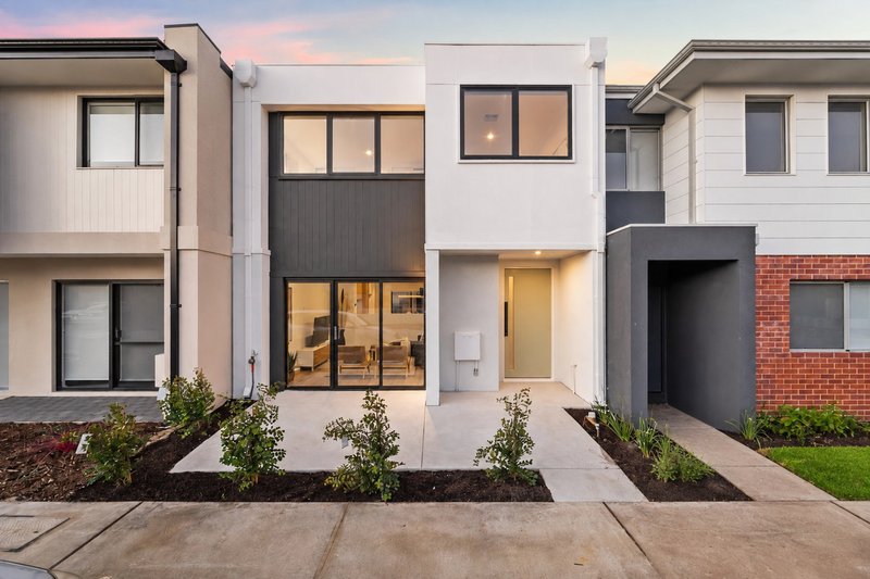 Photo - 14 Prosperous Way, Willetton WA 6155 - Image 1