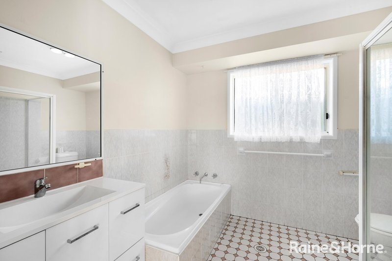 Photo - 14 Pyree Street, Greenwell Point NSW 2540 - Image 7