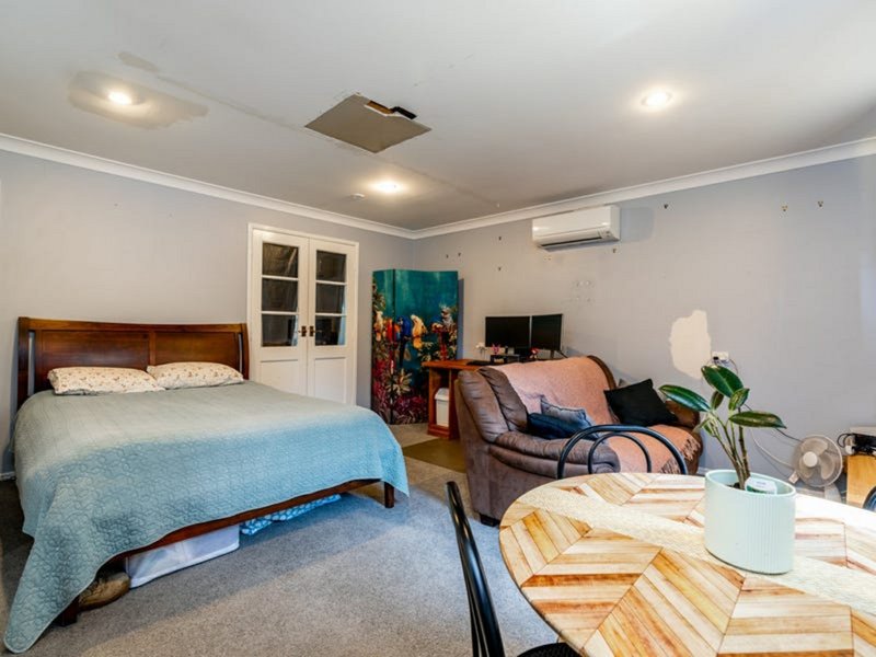 Photo - 14 Quarrian Crescent, Beenleigh QLD 4207 - Image 12