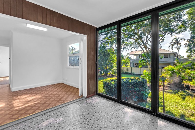 Photo - 14 Queen Street, Parramatta Park QLD 4870 - Image 14