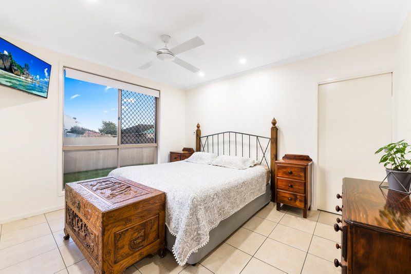 Photo - 14 Rainbird Place, Wurtulla QLD 4575 - Image 10