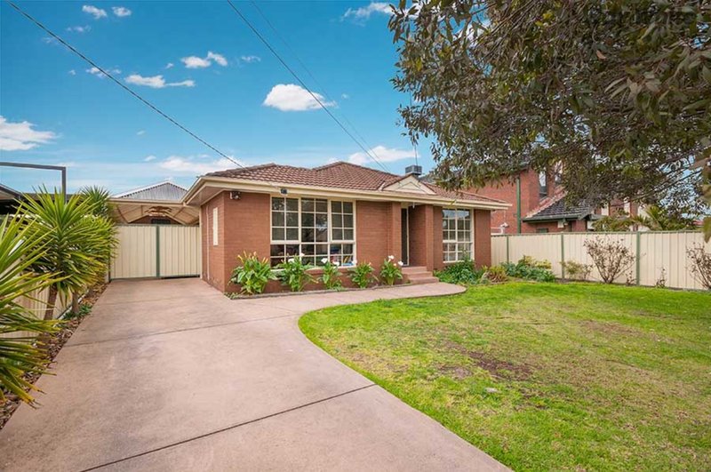 Photo - 14 Ralph Avenue, St Albans VIC 3021 - Image 2