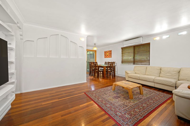 Photo - 14 Ramita Street, Holland Park West QLD 4121 - Image 4