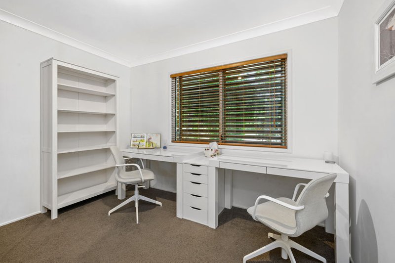 Photo - 14 Ramita Street, Holland Park West QLD 4121 - Image 8