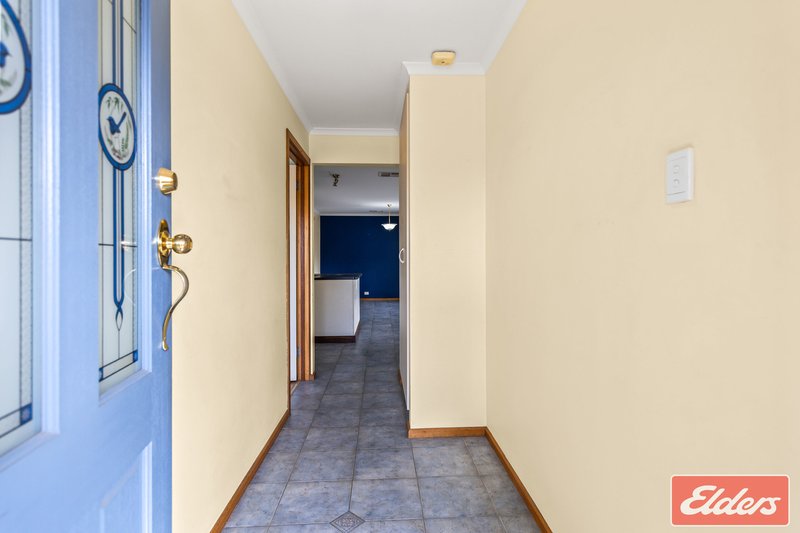 Photo - 14 Rau Avenue, Evanston SA 5116 - Image 4