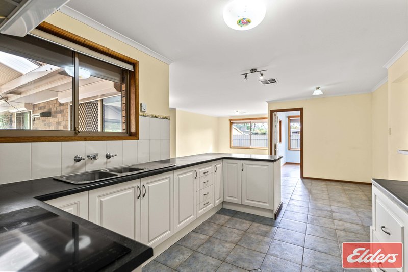 Photo - 14 Rau Avenue, Evanston SA 5116 - Image 16