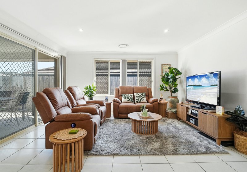 Photo - 14 Redgum Street, Claremont Meadows NSW 2747 - Image 8