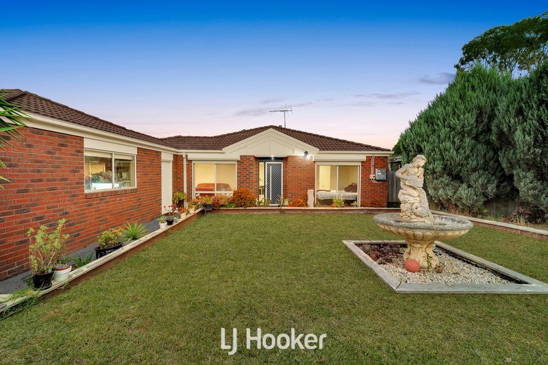 Photo - 14 Redwood Avenue, Hampton Park VIC 3976 - Image 2