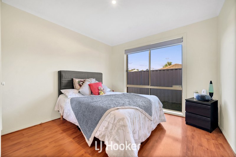 Photo - 14 Redwood Avenue, Hampton Park VIC 3976 - Image 10