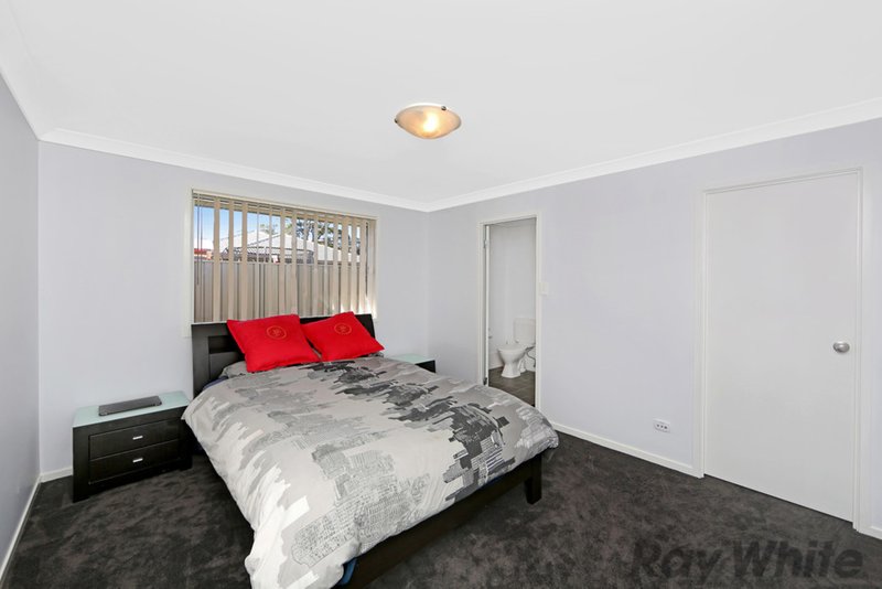 Photo - 14 Regatta Way, Summerland Point NSW 2259 - Image 9