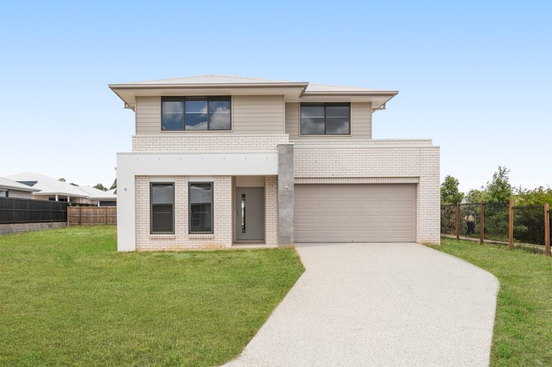 Photo - 14 Regents Crescent, Yarrabilba QLD 4207 - Image 1