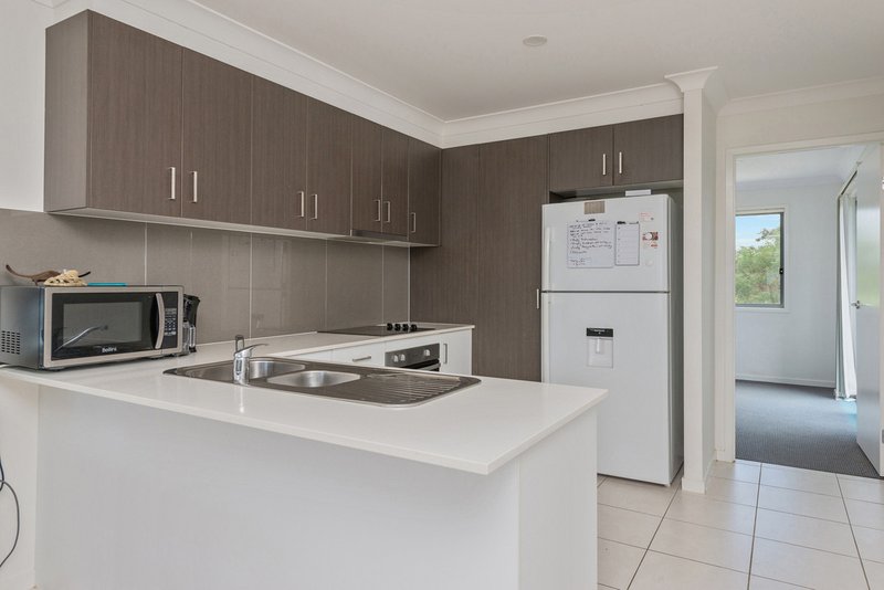 Photo - 1/4 Rhiana Street, Pimpama QLD 4209 - Image 4