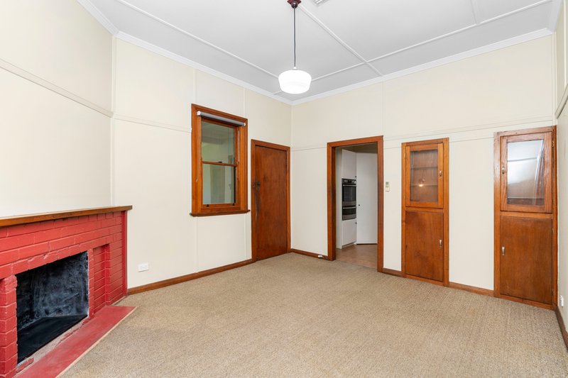 Photo - 14 Rhoda Ave , Wagga Wagga NSW 2650 - Image 6