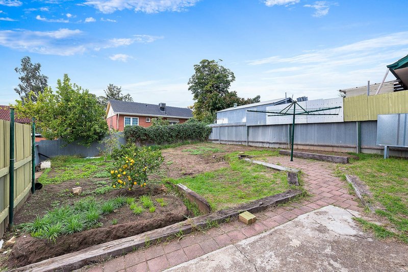 Photo - 14 Rialto Avenue, Para Hills SA 5096 - Image 18