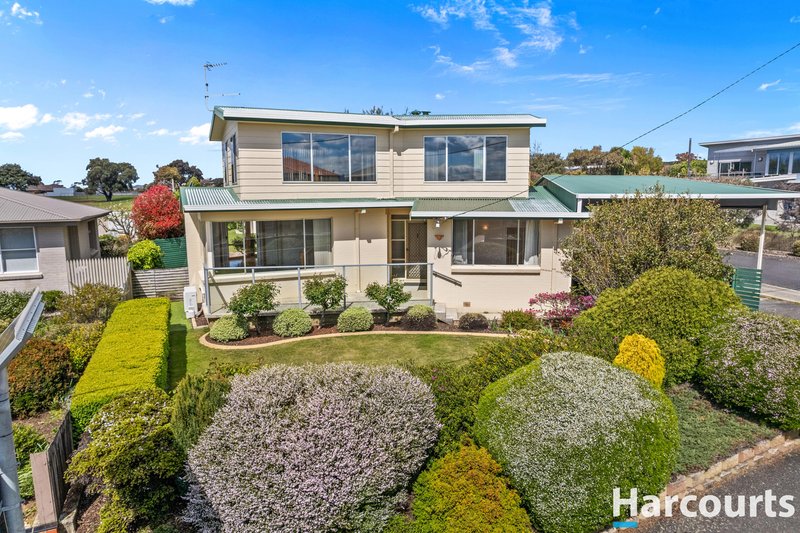 Photo - 14 Richard Place, Ulverstone TAS 7315 - Image 2