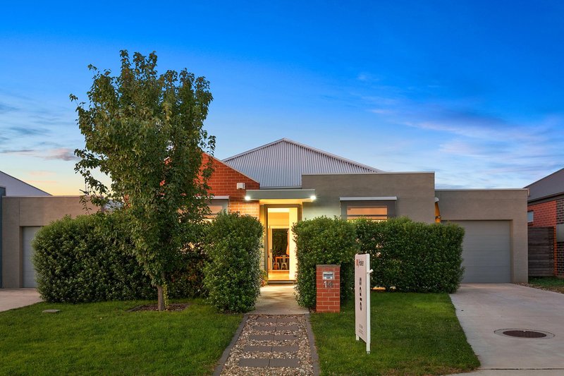 14 Ridding Street, Forde ACT 2914