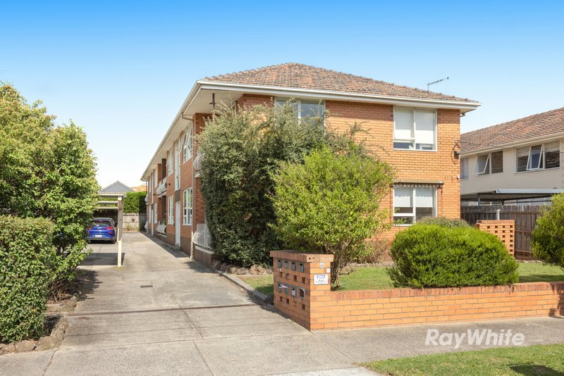 Photo - 1/4 Rigby Avenue, Carnegie VIC 3163 - Image 7