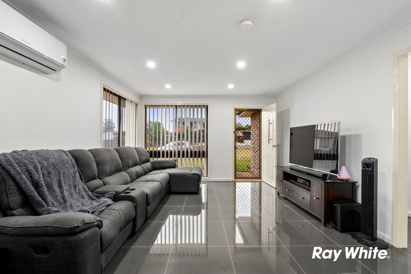 Photo - 14 Rignold Street, Doonside NSW 2767 - Image 2