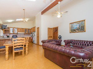 Photo - 14 Ripley Street, Oakleigh South VIC 3167 - Image 3