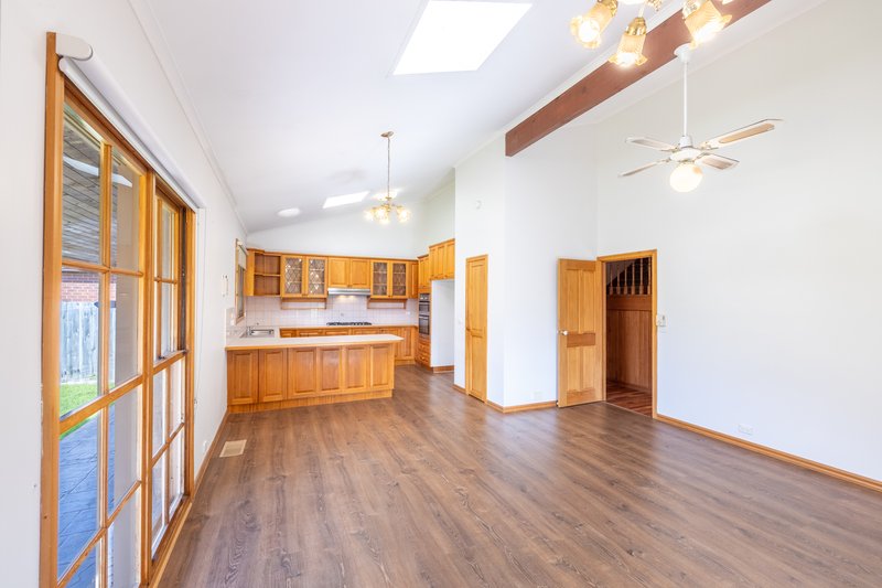 Photo - 14 Ripley Street, Oakleigh South VIC 3167 - Image 5