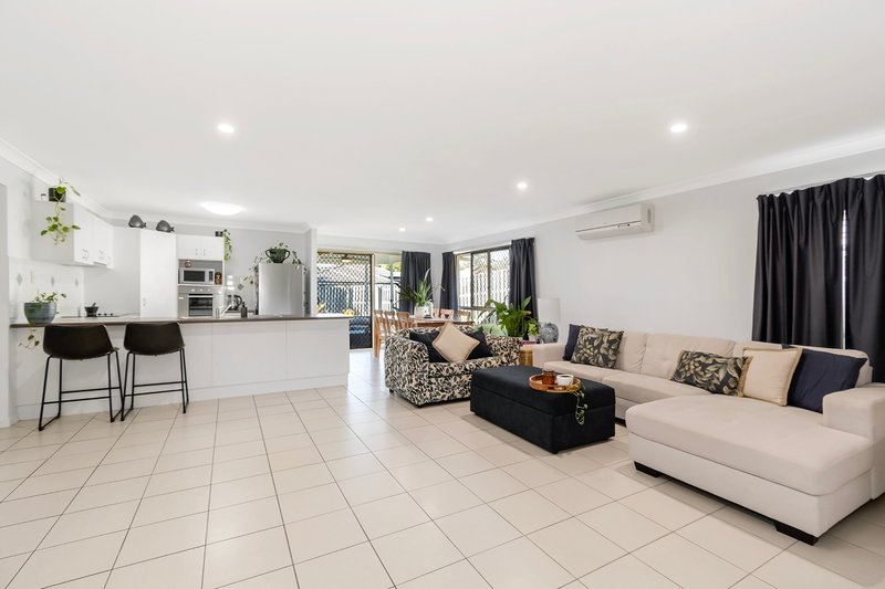 Photo - 14 Ritz Drive, Coomera QLD 4209 - Image 2