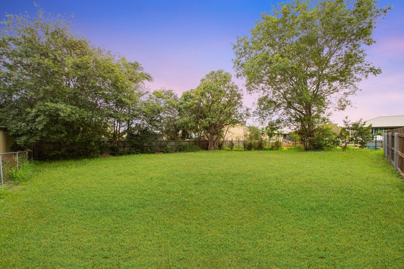 Photo - 14 River Road, Bundamba QLD 4304 - Image 16