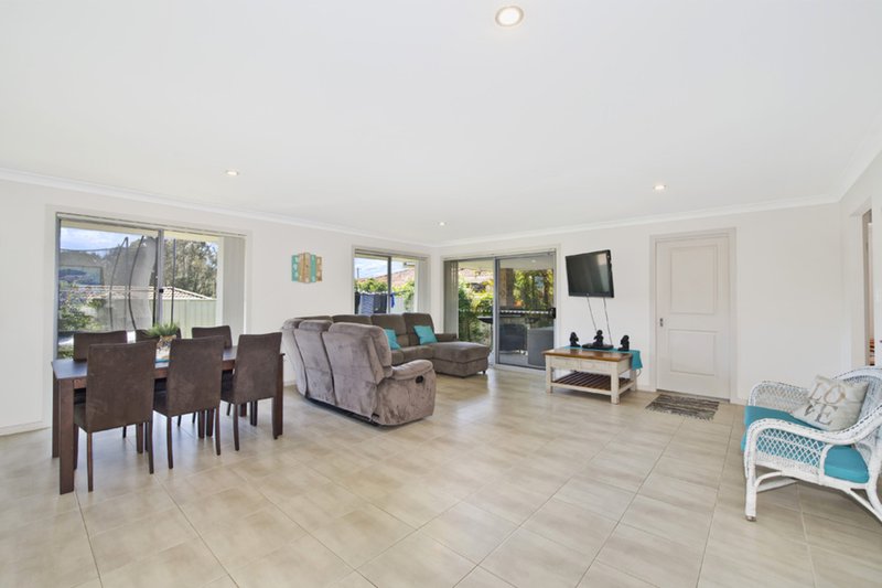 Photo - 14 Rivergum Drive, Port Macquarie NSW 2444 - Image 3