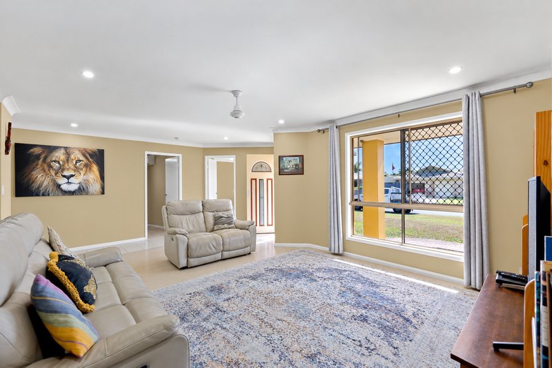 Photo - 14 Riverleigh Drive, North Mackay QLD 4740 - Image 6