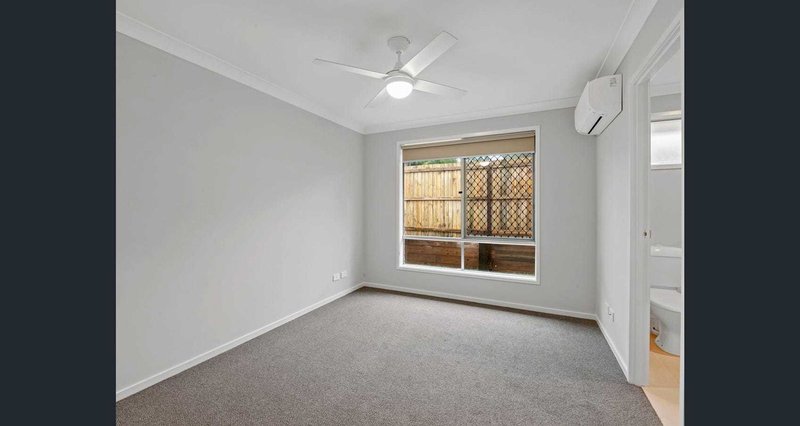 Photo - 14 Riverlilly Cres , Bellbird Park QLD 4300 - Image 4