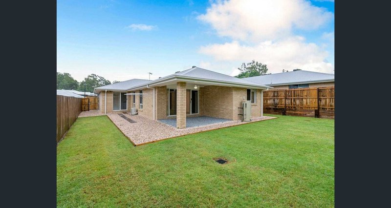 Photo - 14 Riverlilly Cres , Bellbird Park QLD 4300 - Image 8