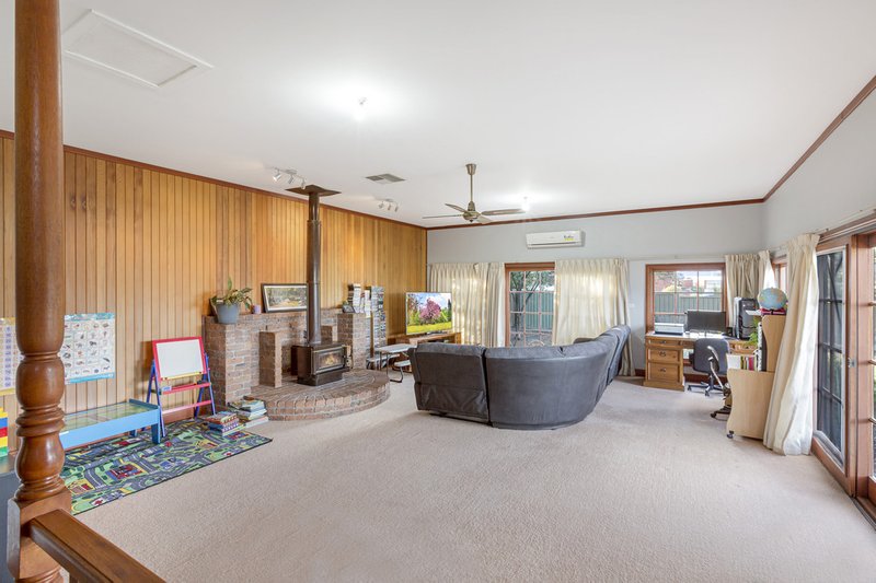 Photo - 14 Robyn Street, Tamworth NSW 2340 - Image 2