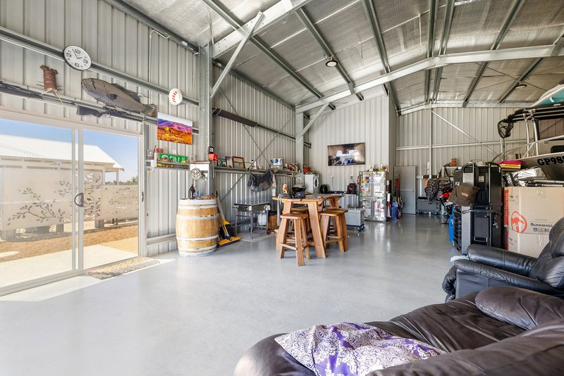Photo - 14 Rockwood Ramble , Karakin WA 6044 - Image 27