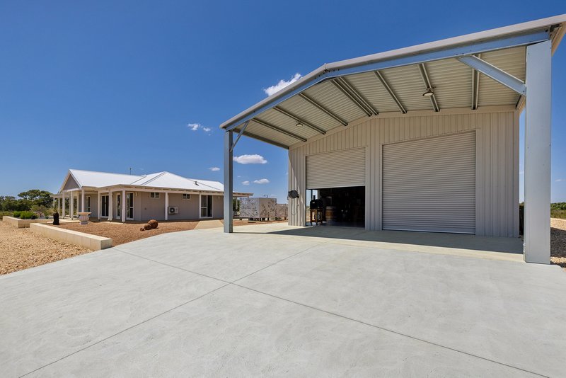 Photo - 14 Rockwood Ramble , Karakin WA 6044 - Image 28