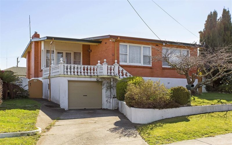 14 Ronneby Road, Newnham TAS 7248