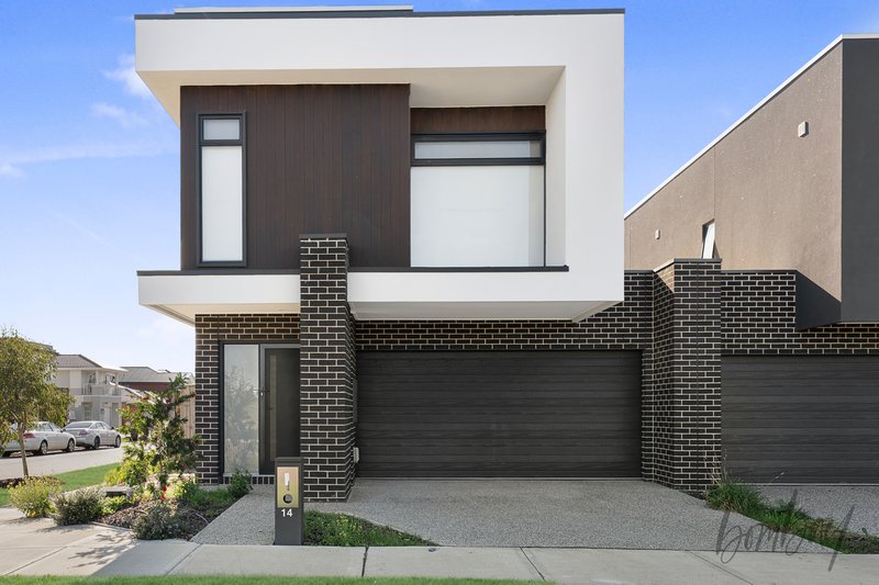 Photo - 14 Roseburn Avenue, Mickleham VIC 3064 - Image 1