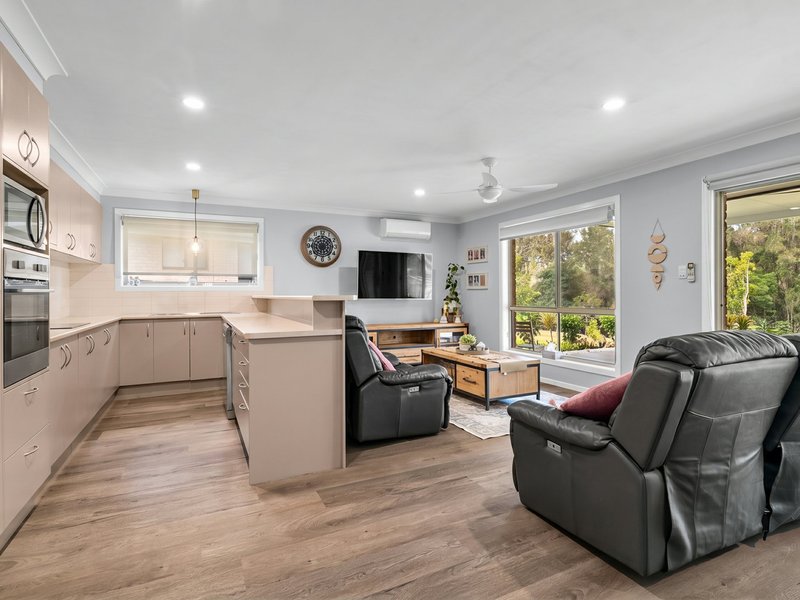 Photo - 14 Rosedale Place, Tinonee NSW 2430 - Image 5