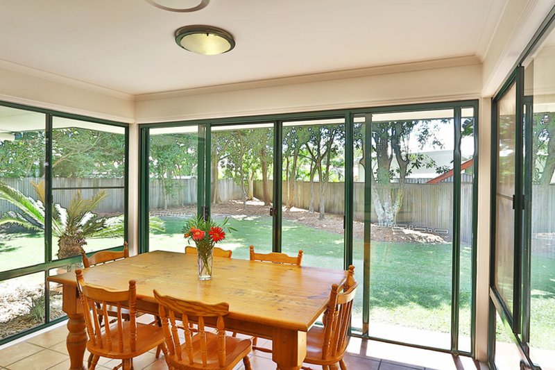 Photo - 14 Rosella Place, Tewantin QLD 4565 - Image 3